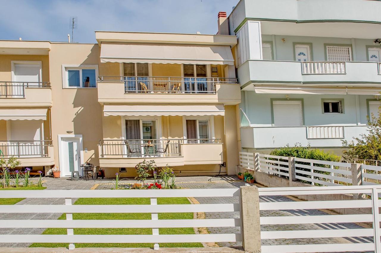 Sun & Sea Luxury Apartment Néa Péramos 외부 사진